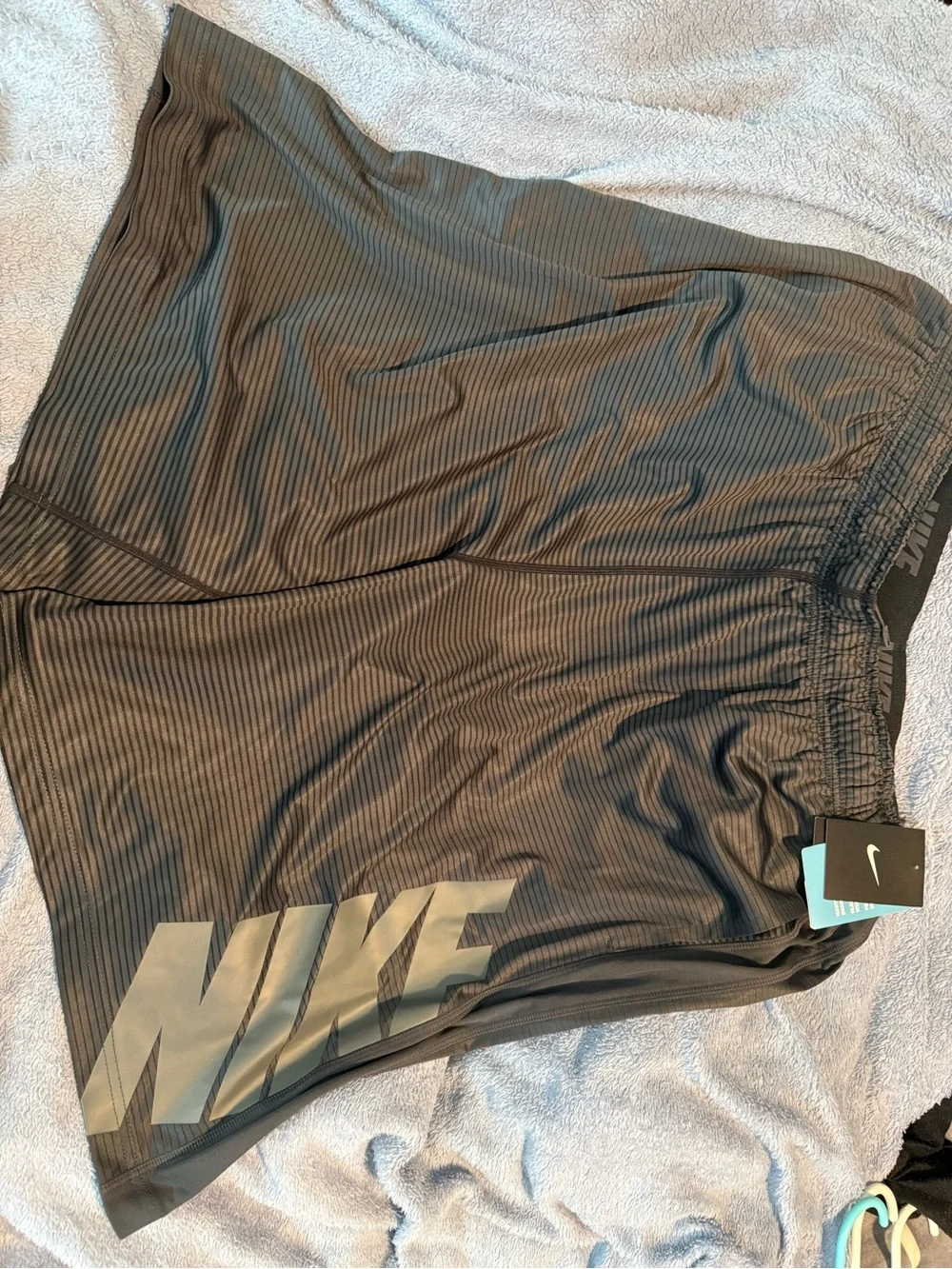Nike Black Dri-FIT Performance Shorts with grey logo xxl new